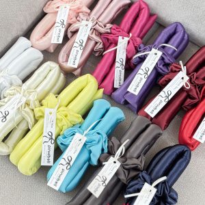 کرلی ربان ساتن